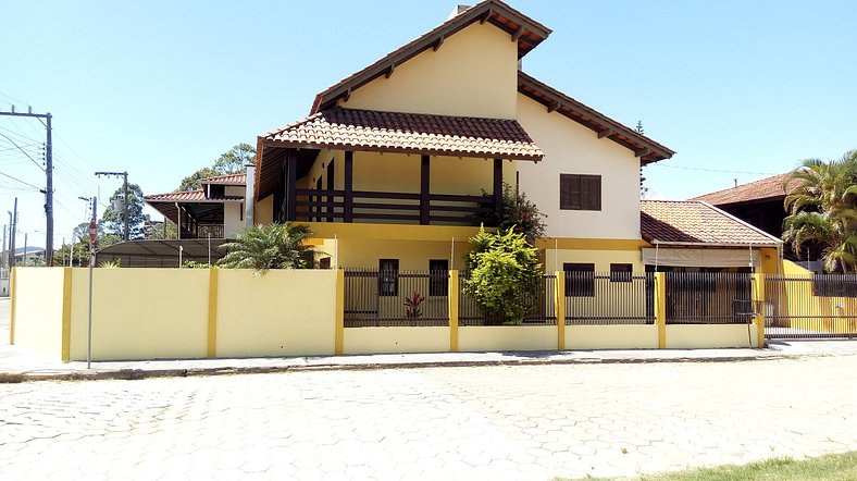 Casa para Veranear com Piscina, 5 quartos, Avenida da Praia,